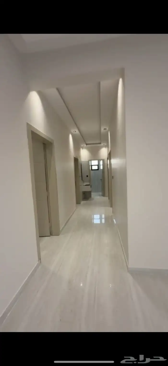 للبيع دور ارضي مساحه كبير جديد 12