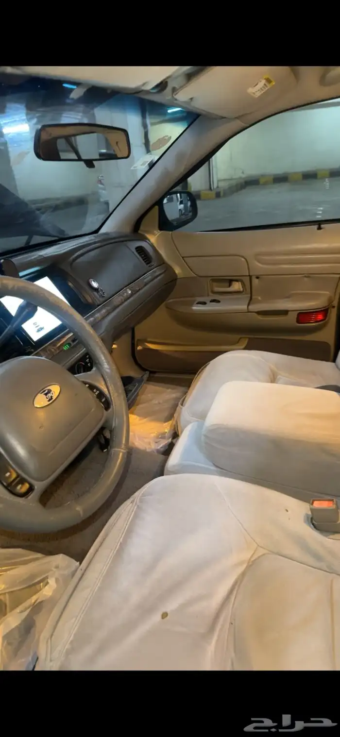 فورد كراون فكتوريا 2002 FORD Crown Victoria 2