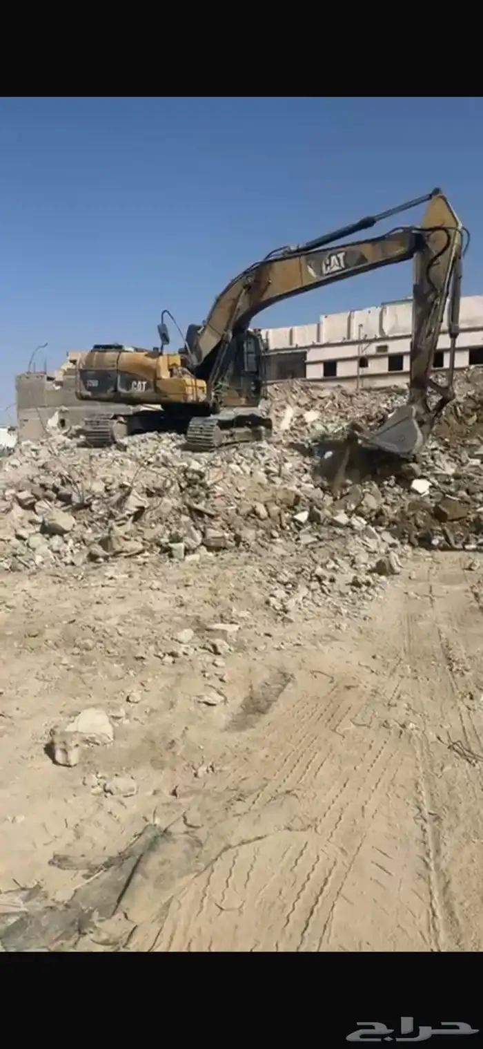 للبيع معدات ثقيله بوكلين التواصل على الرقم 0595877 1