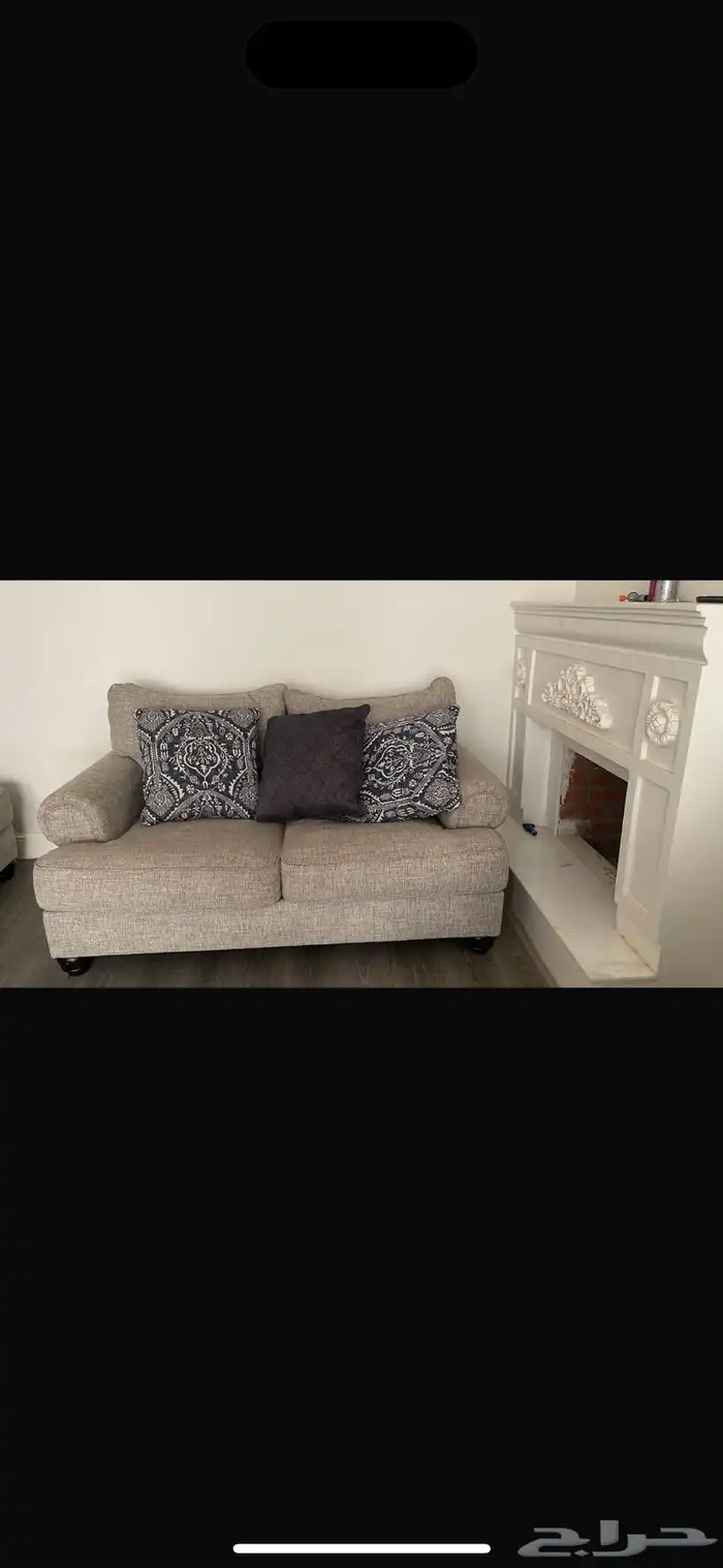 ثلاث قطع كنب من اشلي 1