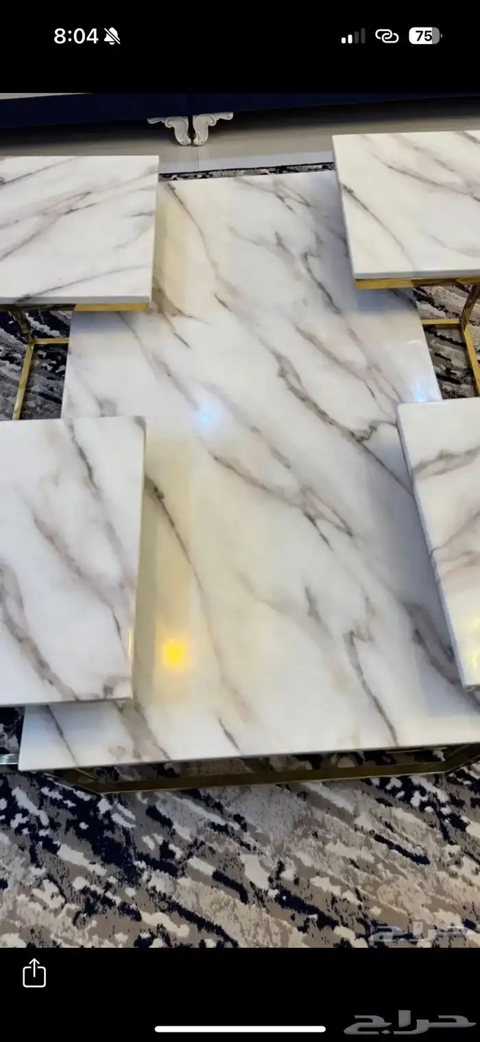 طاولة كبيرة مع طاولات خدمة و طاولة استقبال جميعها رخام 4