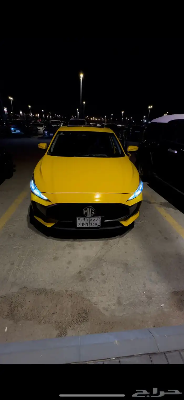 ام جي (جي تي ) فل كامل لون اصفر 0