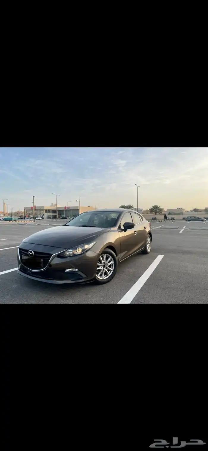 سيارة مازدا موديل 2016 على الشرط 18