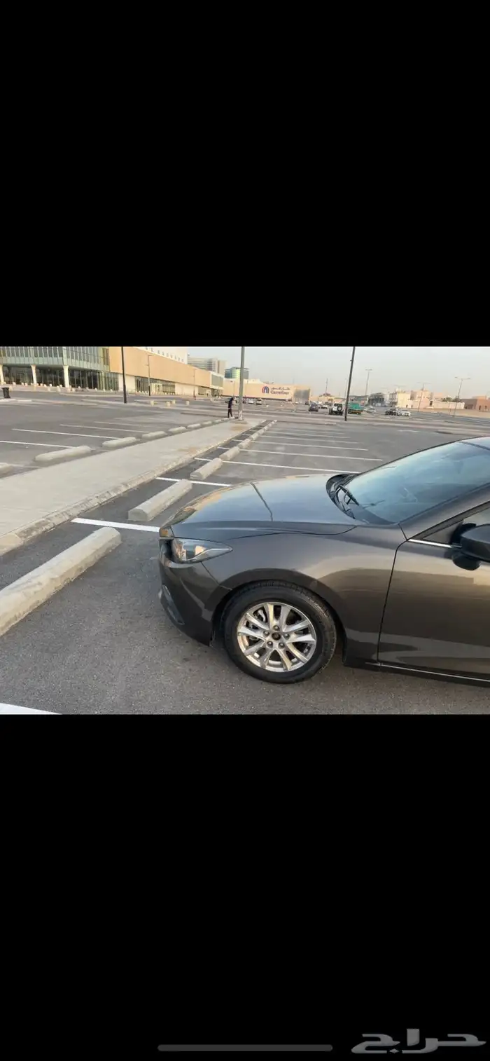 سيارة مازدا موديل 2016 على الشرط 2