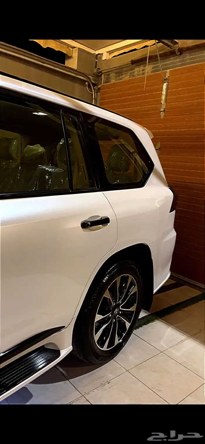 جيب لكزس 2020 بريمي بلاك ادشن 36