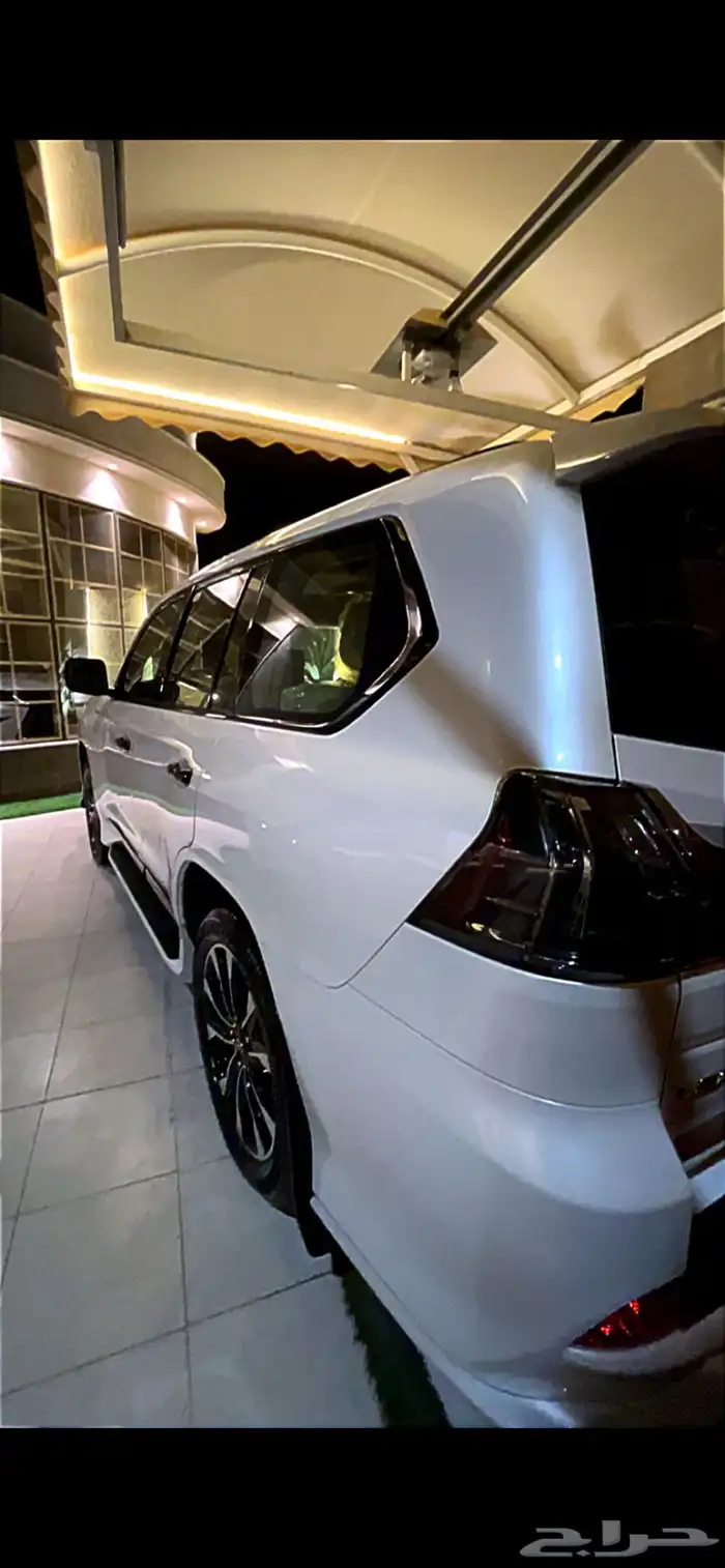 جيب لكزس 2020 بريمي بلاك ادشن 12