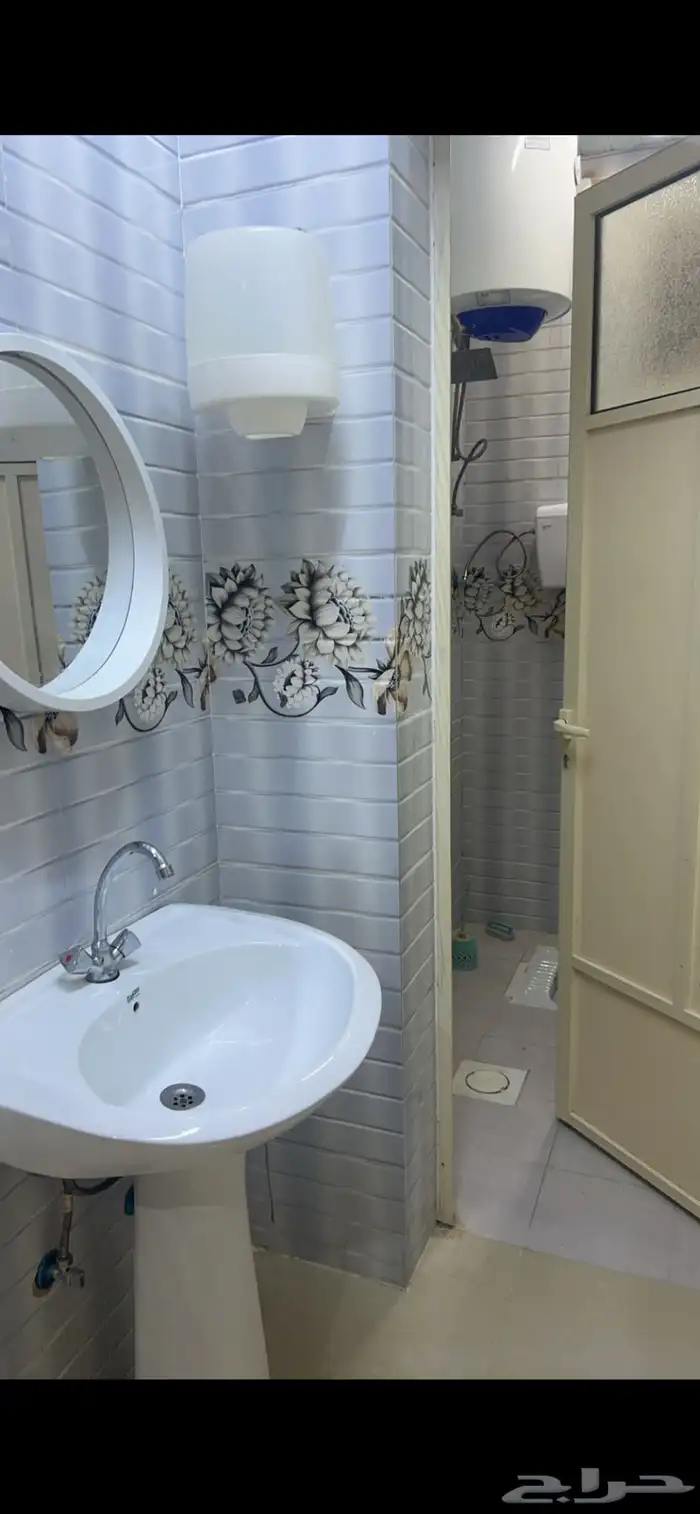شقه مفروشه للعوايل في حفر الباطن حي النخيل 8