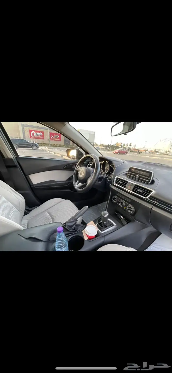 سيارة مازدا موديل 2016 على الشرط 5
