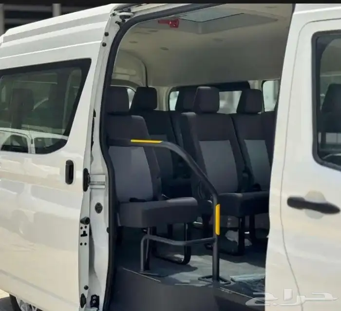 تويوتا هايس 13راكب ديزل- قير عادي 2026 سعودي 6