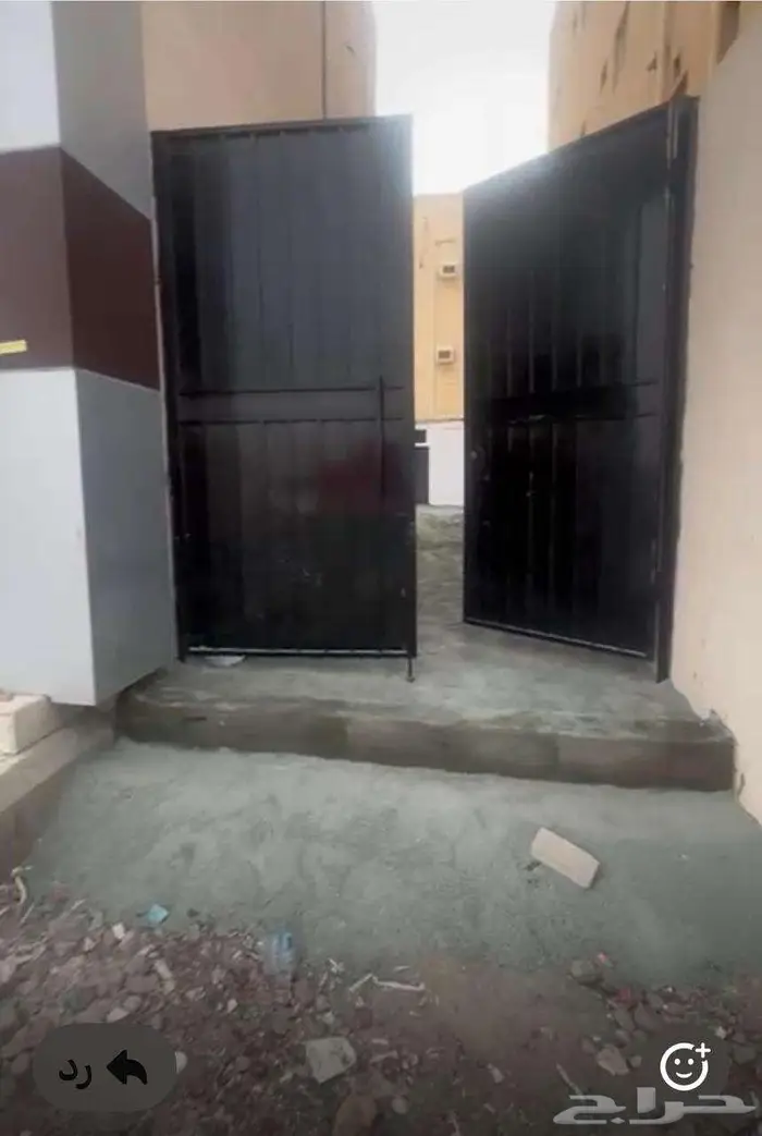 مجمع سكني مكون من 15 غرفة ( أفراد ) للإيجار بالخمرة 0