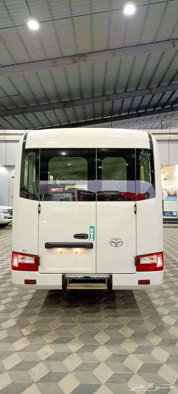 تويوتا كوستر باص عبداللطيف موديل 2024 ديزل تماتيك 3