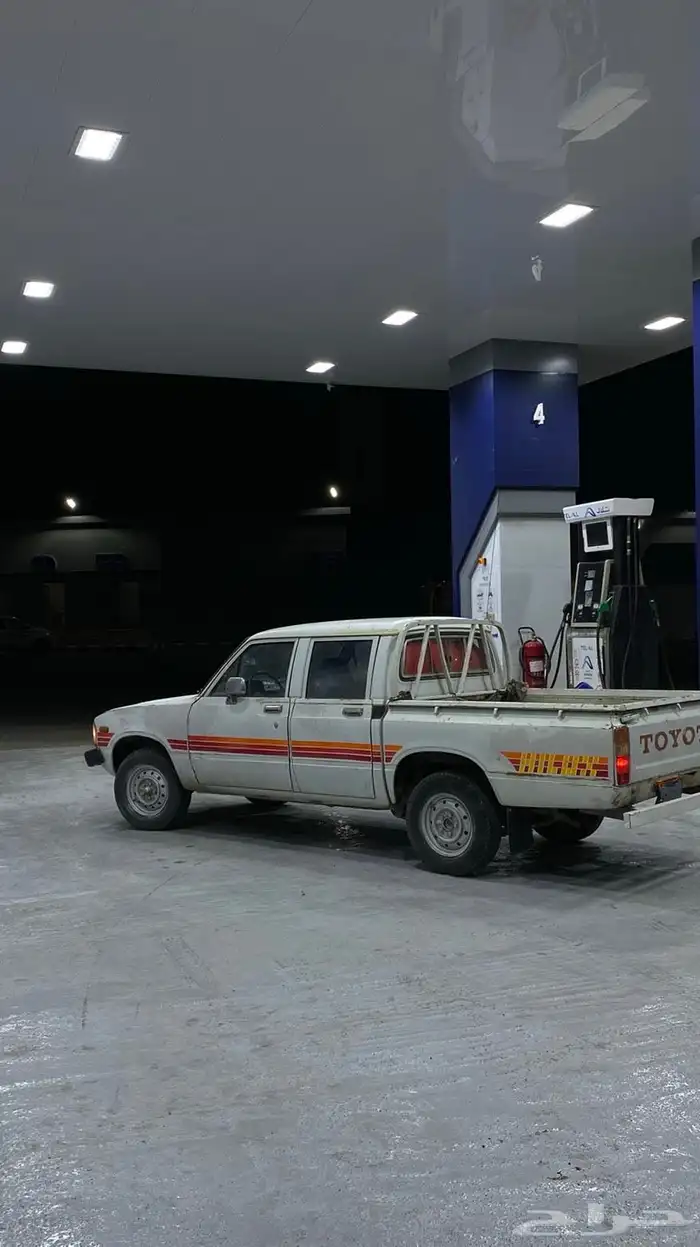 هايلكس مديل 83 0