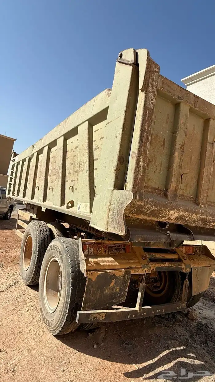 صندوق قلاب للبيع 3