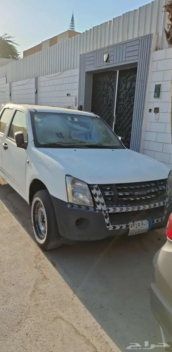 ايسوزو غمارتين موديل 2012 ديزل مكيفة ممشى 450 الف كيلو 0