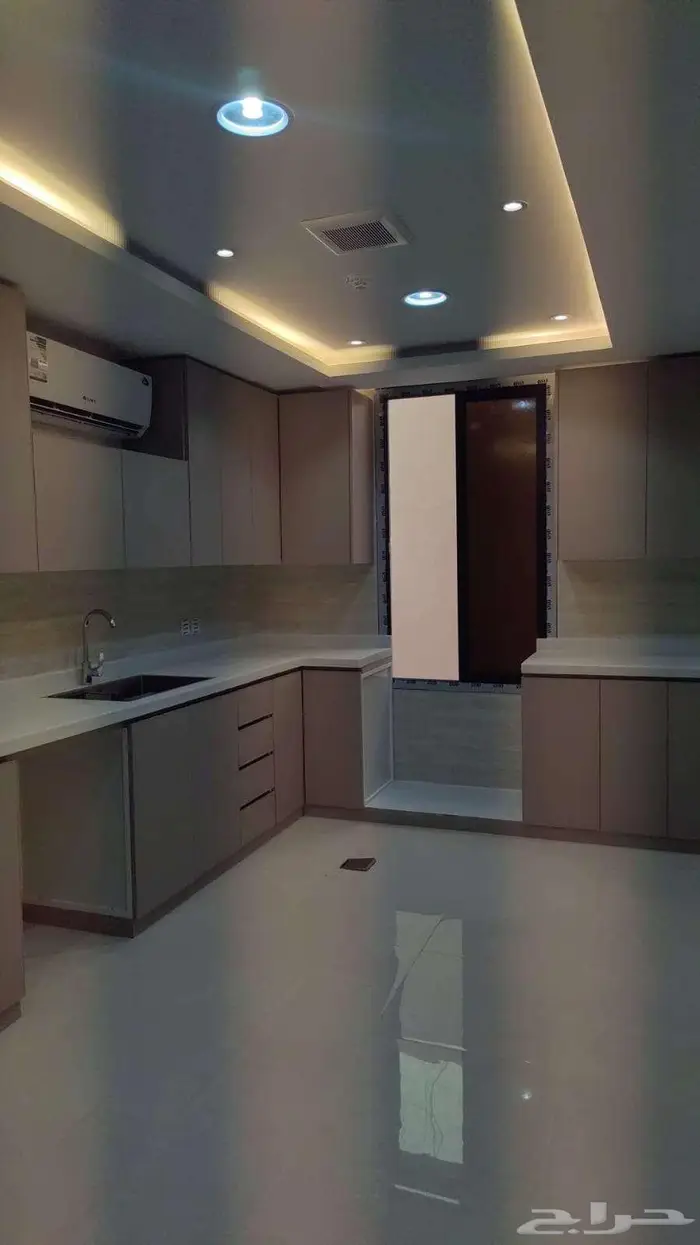 عمارة جديدة للإيجار بالكامل حي المروة 3