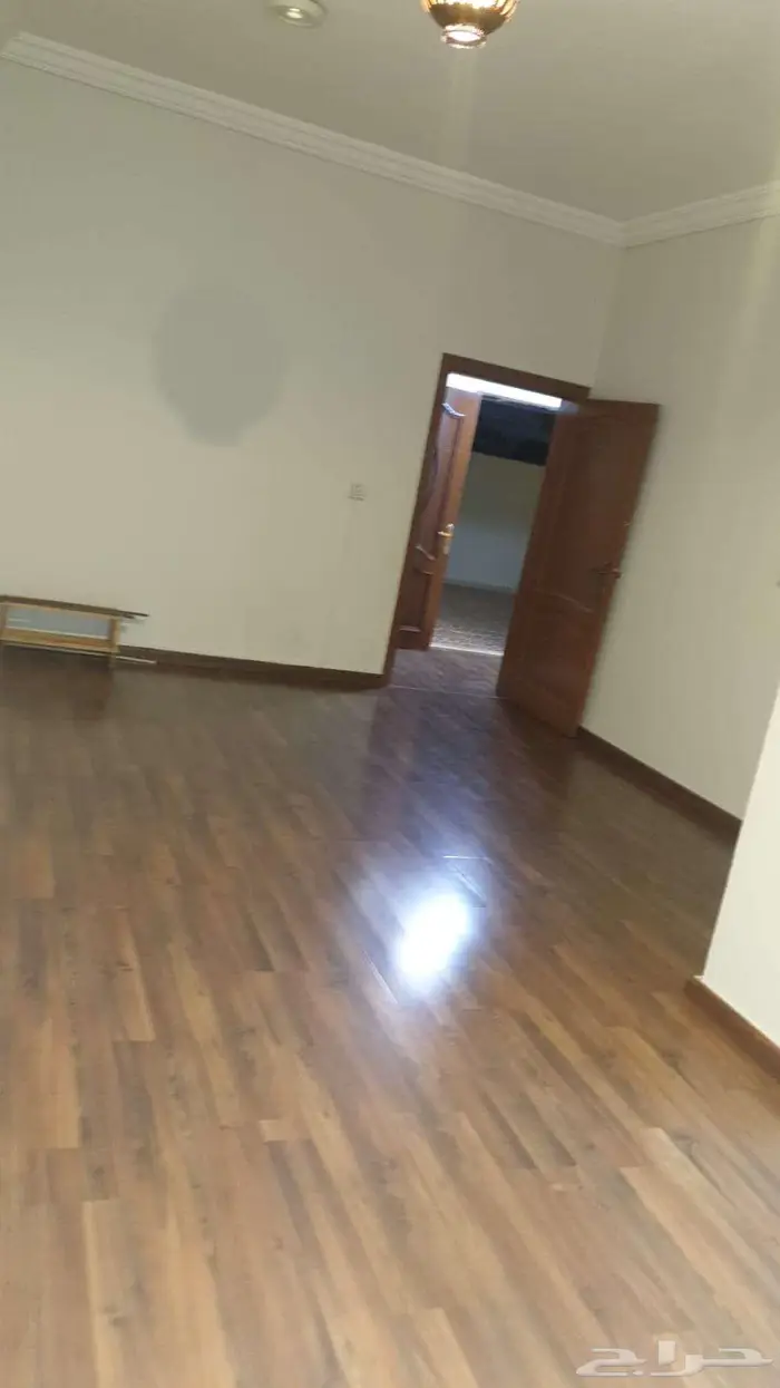 شقة روف 3 غرف وصالة للإيجار   جدة حي النسيم واتس فقط 10