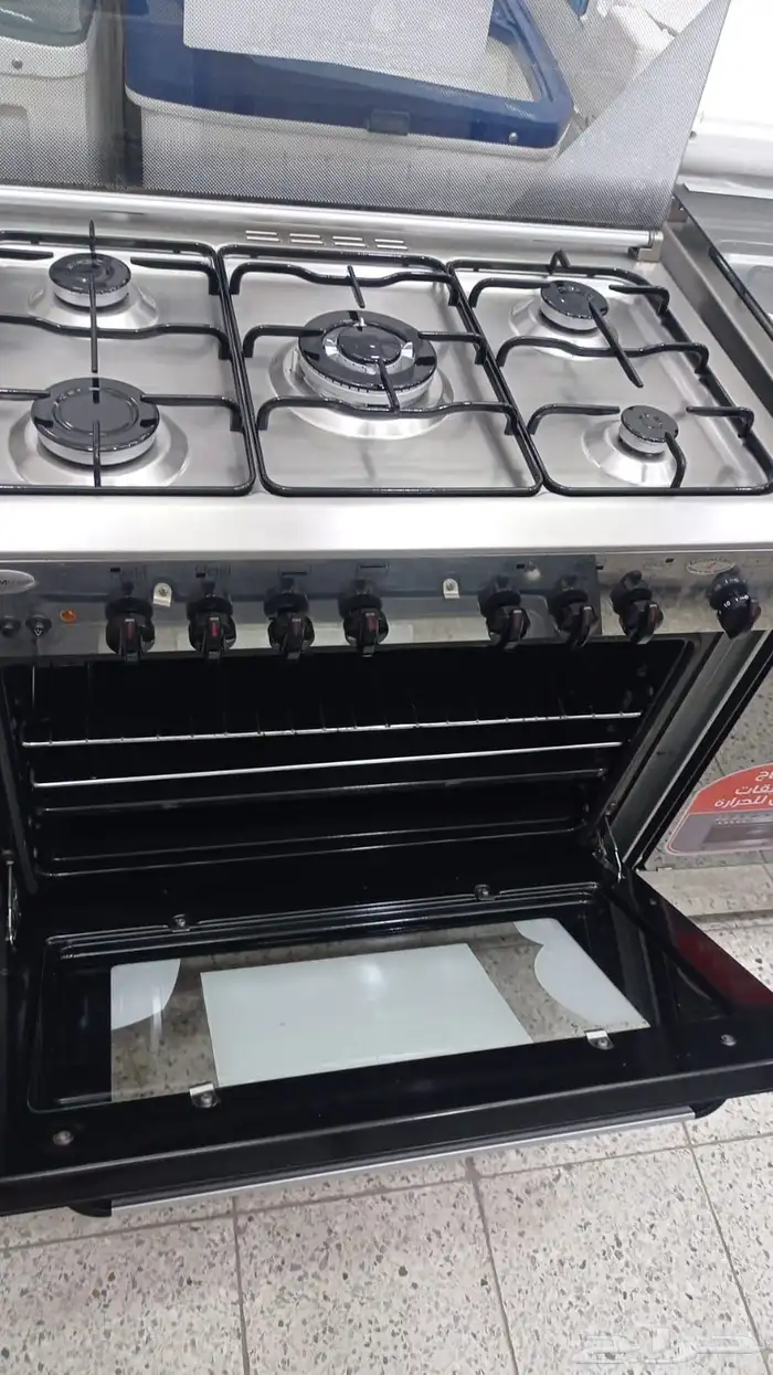 فرن جليم غاز مقاس 80 في 50 شغال إشعال ذاتي وشوايه ولمبا 1