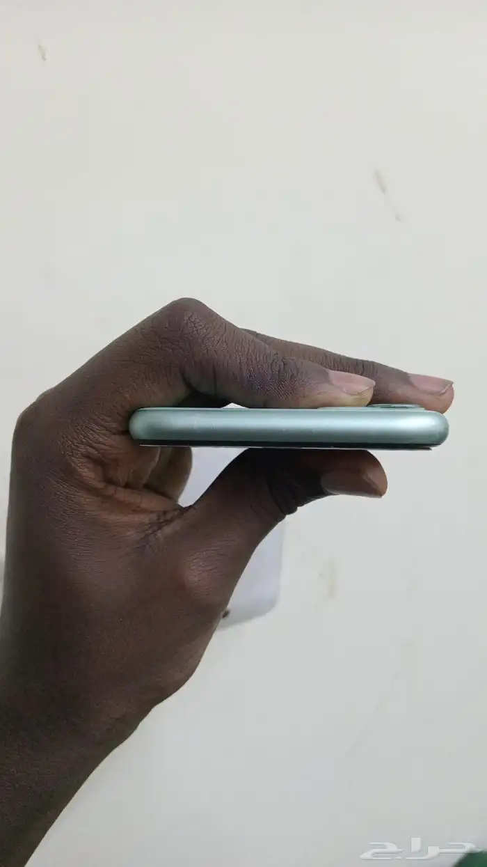 ايفون 11 عادي للبيع 6