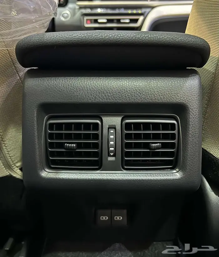 تويوتا كامري LE هايبرد 2025 اقل سعر اقساط او كاش 11