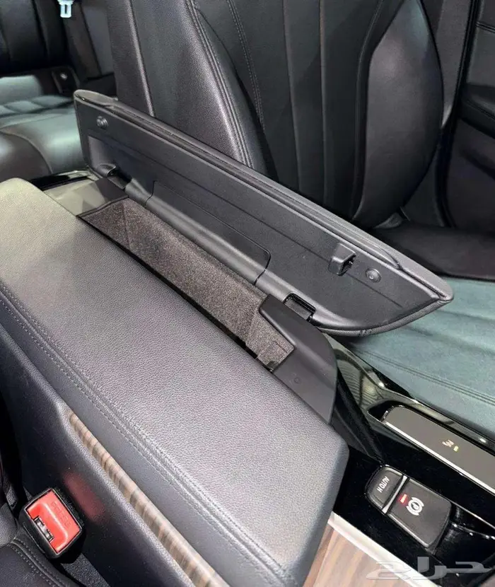 للبيع BMW-i520 الفئه الخامسه 2020 سعودي 50