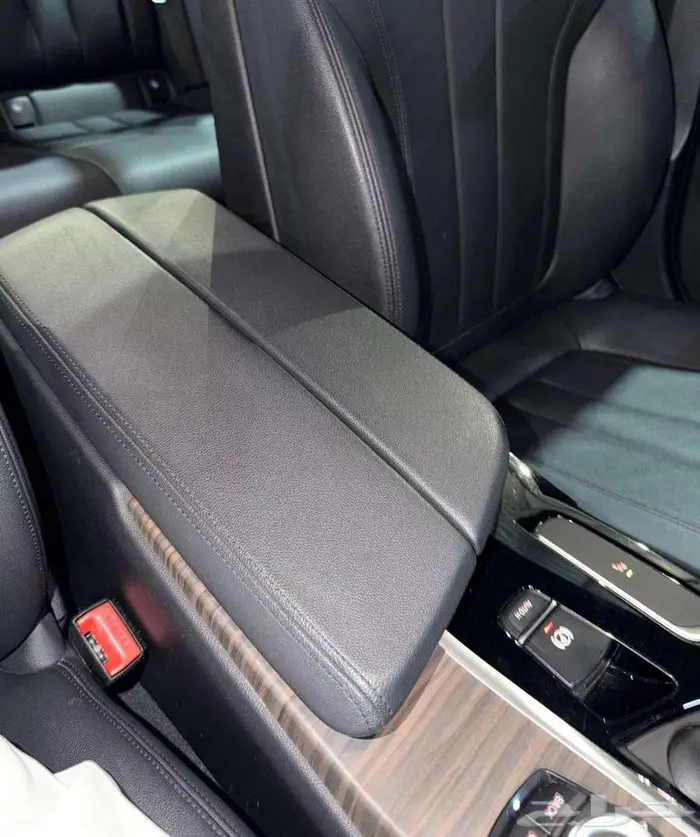 للبيع BMW-i520 الفئه الخامسه 2020 سعودي 53