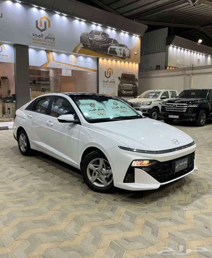 هيونداي اكسنت فليت ابيض سقف اسود موديل 2026 ( لوحات ) 1