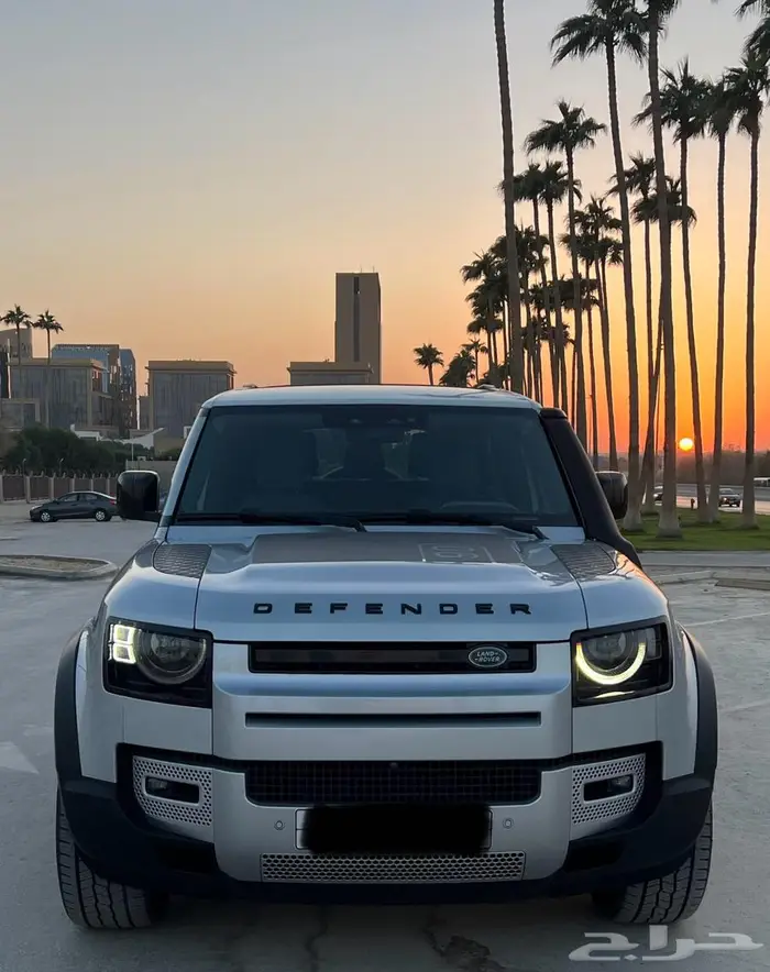 ديفندر 2021 مخزن بحالة الوكالة 90 1