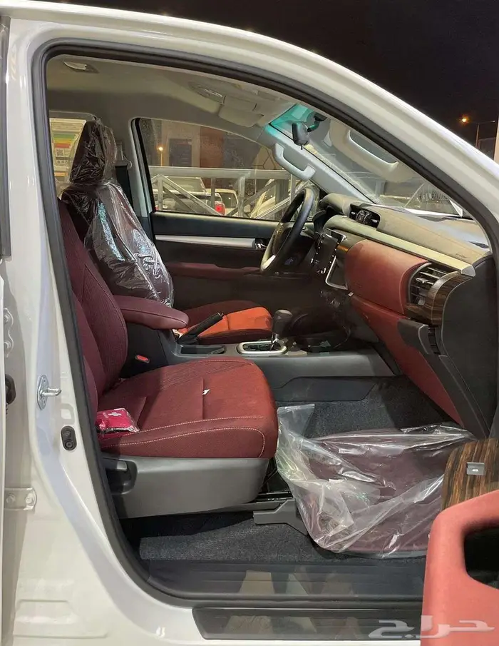 تويوتا هايلوكس غمارتين V6 بنزين خليجي 2025 اقساط اقل فوائد 10