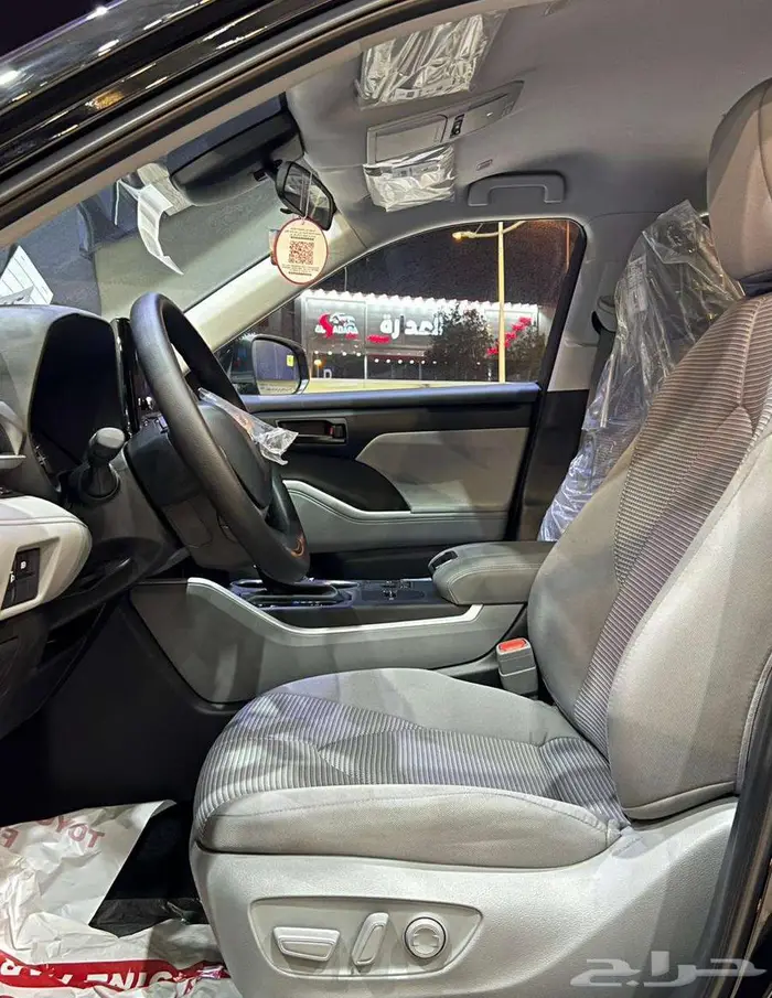 تويوتا هايلاندر LE ستاندر بدون دبل 2025 12