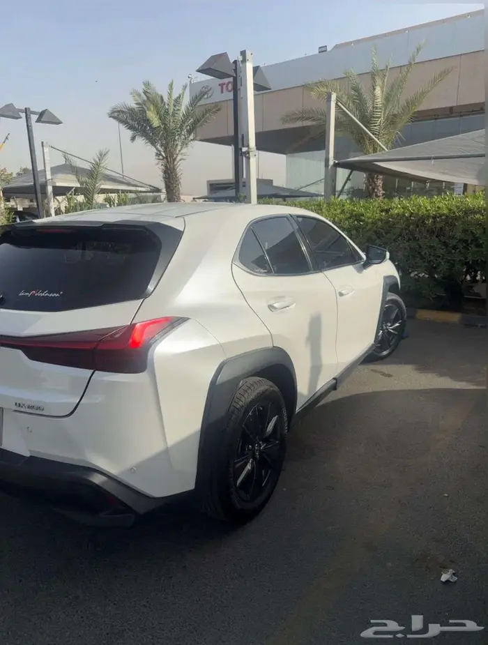 لكزس - يو اكس 200 - 2020 UX200 5