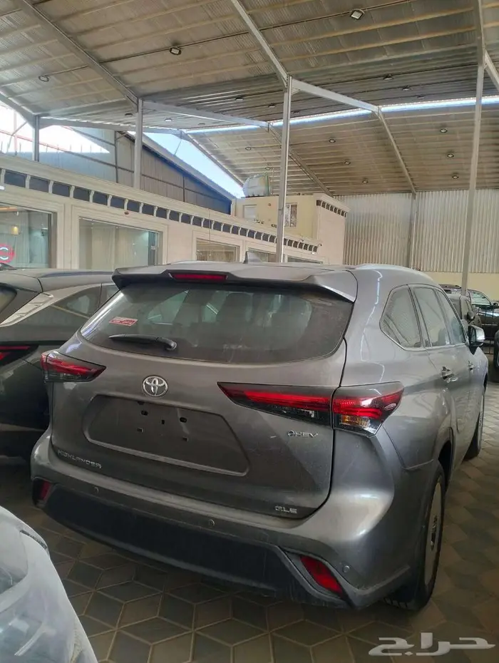 تويوتا هايلاندر GLE هايبرد 2025 2