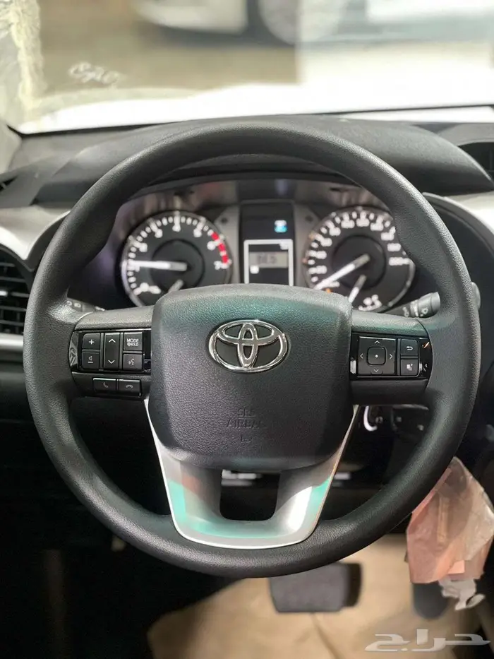 هايلوكس غمارتين اوتوماتيك جنوط بنزين كويتي 2025 4