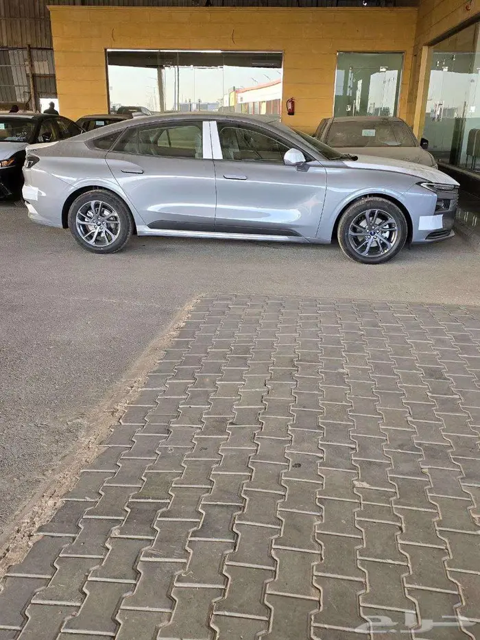 فورد تورس ترند خليجي 2026 متوفر لدى الحسن 6