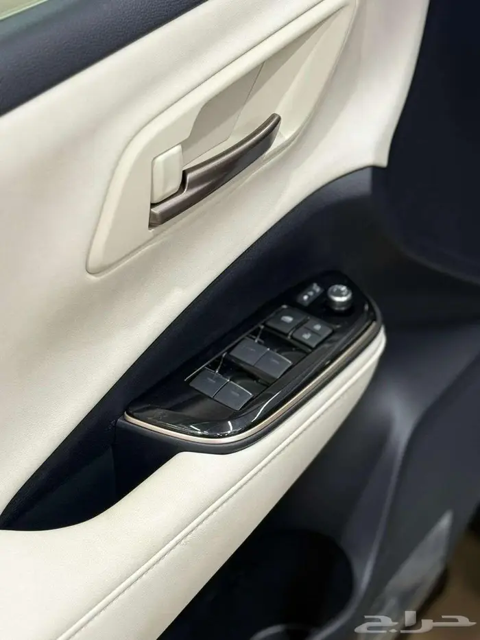 تويوتا كراون بريستيج موديل 2026 الجديده الاقل سعرأ 8