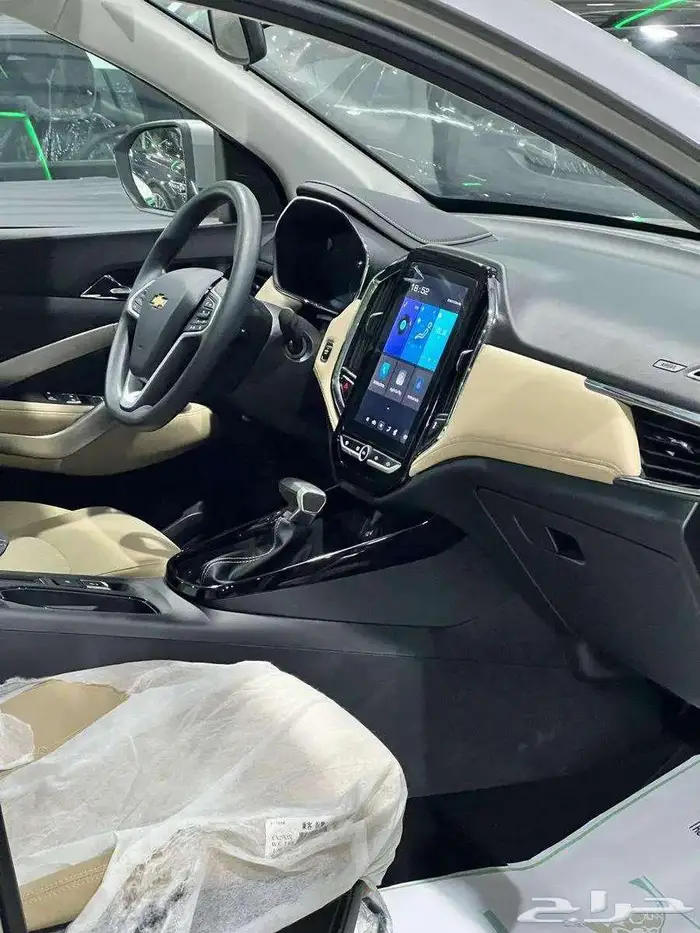 شفروليه كابتيفا فل كامل لون اسود موديل 2025 6