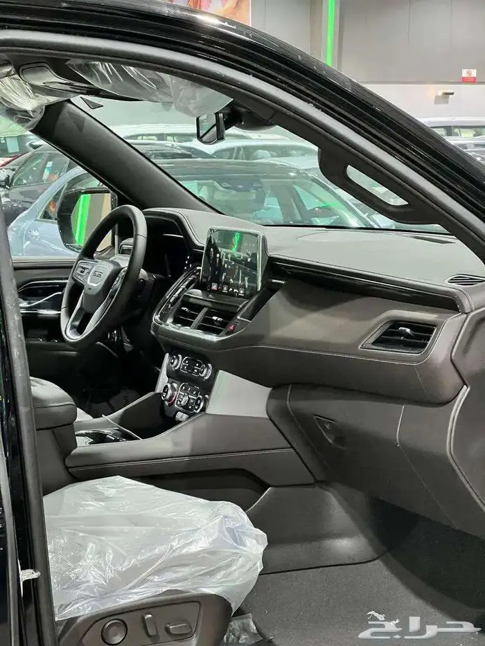 شفروليه كابتيفا فل كامل لون اسود موديل 2025 12