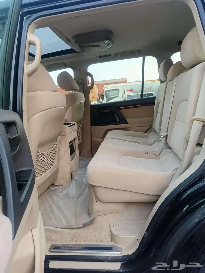 تويوتا لاندكروزر 2013 10