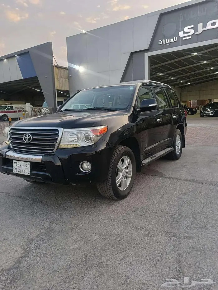 تويوتا لاندكروزر 2013 1