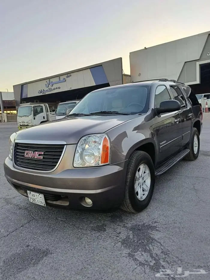 جي ام سي يوكن 2012 1