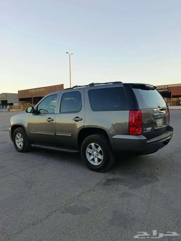 جي ام سي يوكن 2012 5