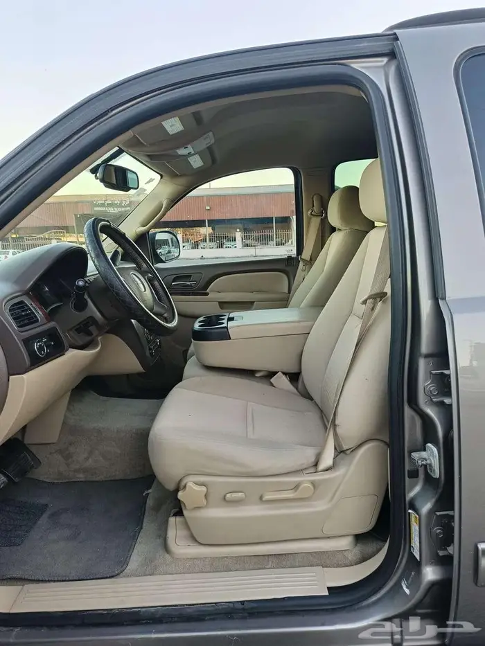 جي ام سي يوكن 2012 9