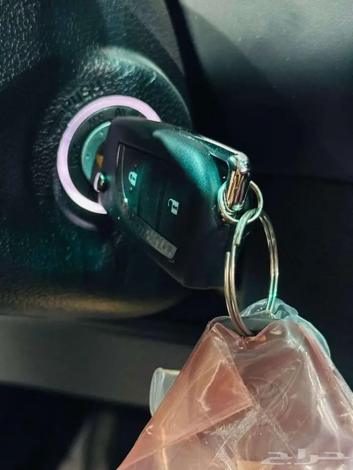 هايلوكس بريمي سلق 2025 بنزين دبل2.7 قير اتوماتيك 17