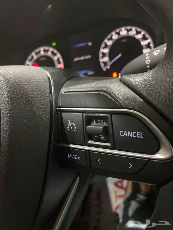 تويوتا انوفا GL بنزين 2024 اصفار ( سعودي ) 8