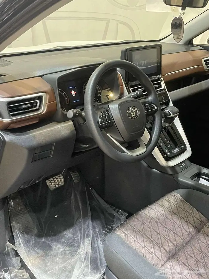 تويوتا انوفا GL 2.0 بنزين 2026 اقساط 6