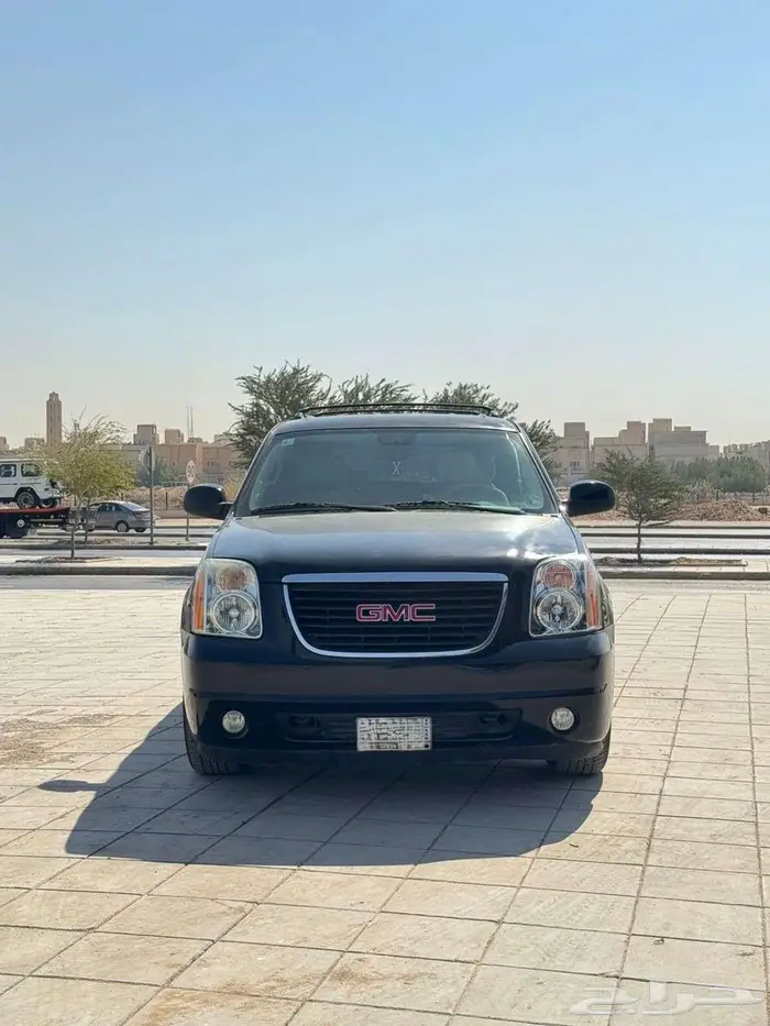 جمس يوكن XL طويل 2014 عداد 250 الف كم وارد الجميح 2