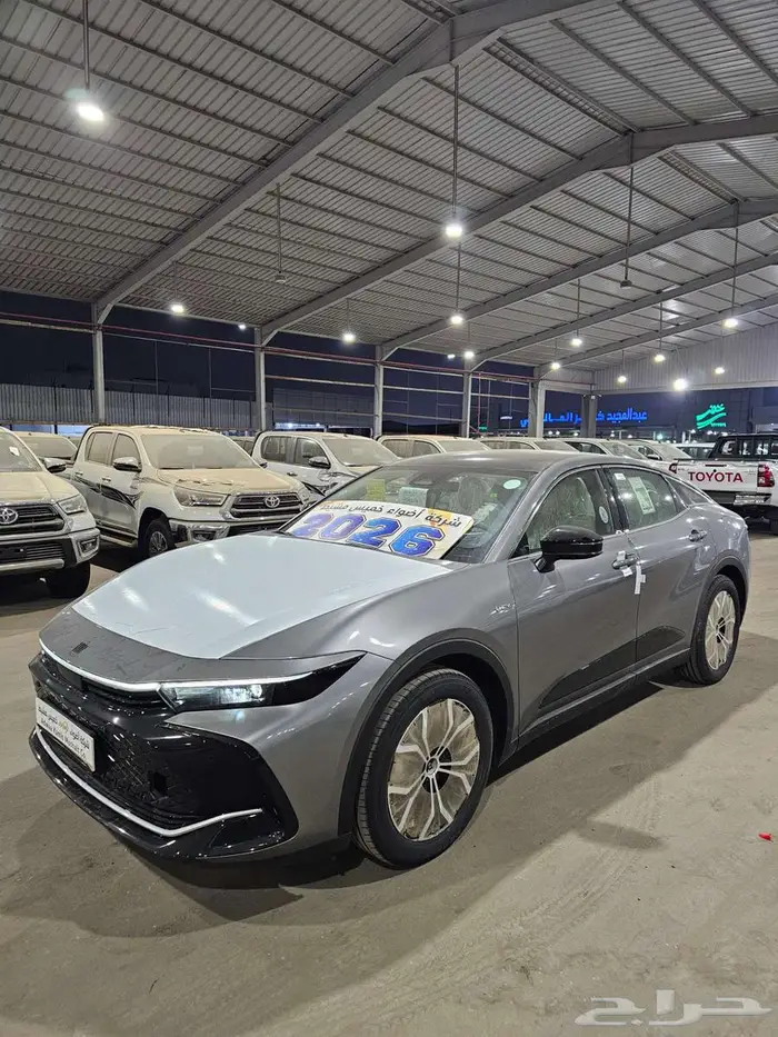 كراون برستيج - 2026 كاش واقساط -1 8