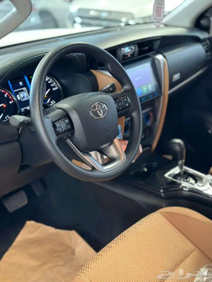 تويوتا فورتشنر بنزين 2025 2