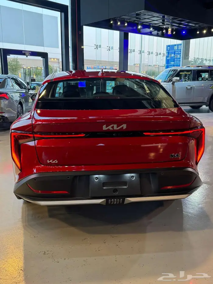 كيا K4 GLS نص فل بسعر مكسر الدنيا 1