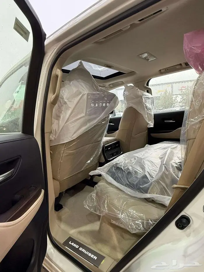 تويوتا لاندكروزر GXR4 بنزين 2025 اقل سعر اقساط او كاش 8