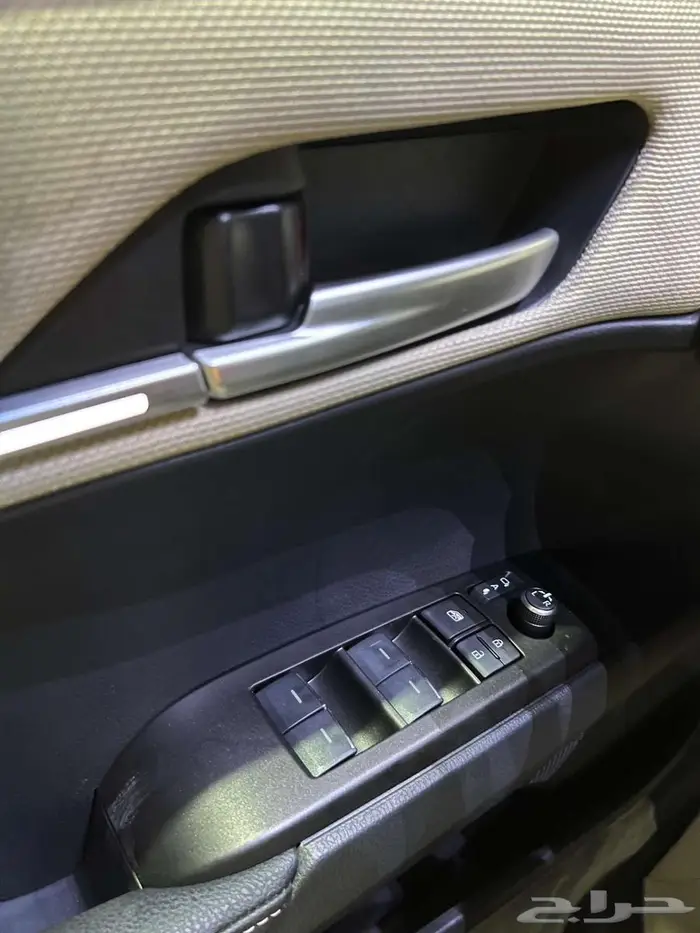 تويوتا كامري LE هايبرد 2025 اقل سعر اقساط او كاش 6